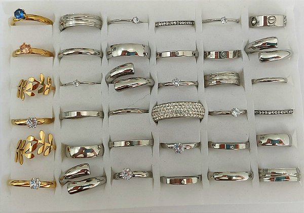 KIT ANEL E ALIANÇA EM AÇO INOXIDÁVEL E MODELOS DIVERSOS E NUMERAÇÃO DE 13 ATÉ 33 KIT COM 36 UNIDADES (6 UNIDADES AÇO DOURADO) ACKI000036