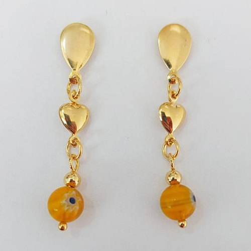 BRINCO FOLHEADO A OURO COM VERNIZ DIAMOND - BRINCO DE PINO BASE LISA CORAÇÃO E OLHO GREGO 46MM - (OURO1125) OUBR000466