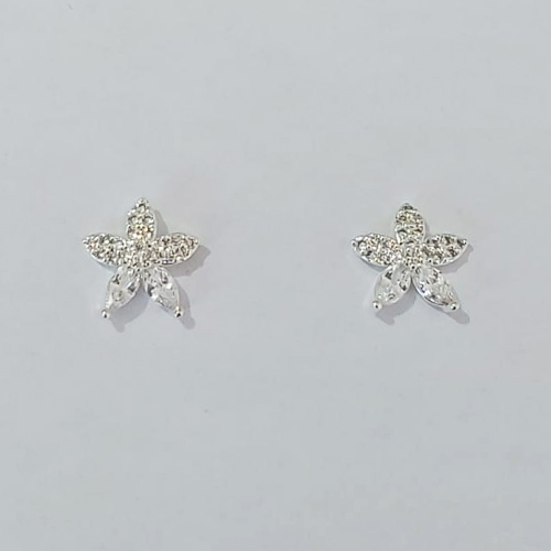 BRINCO FOLHEADO A PRATA COM 50 MILÉSIMOS + VERNIZ DIAMOND -BRINCO DE PINO ESTRELA CRAVEJADO COM MICRO ZIRCÔNIAS 10MM PRBR001486