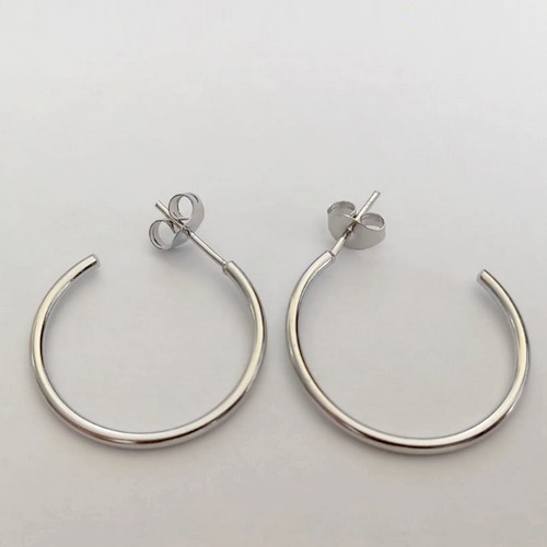 BRINCO EM AÇO INOXIDÁVEL - BRINCO DE ARGOLA 2MM LARGURA 1MM- COMPOSIÇÃO: AÇO INOXIDÁVEL - ACBR000477