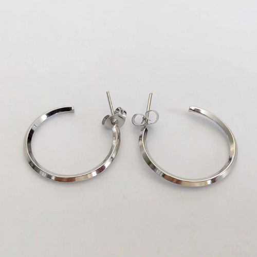 BRINCO EM AÇO INOXIDÁVEL - BRINCO DE ARGOLA 2MM LARGURA 1.5MM- COMPOSIÇÃO: AÇO INOXIDÁVEL - ACBR000478