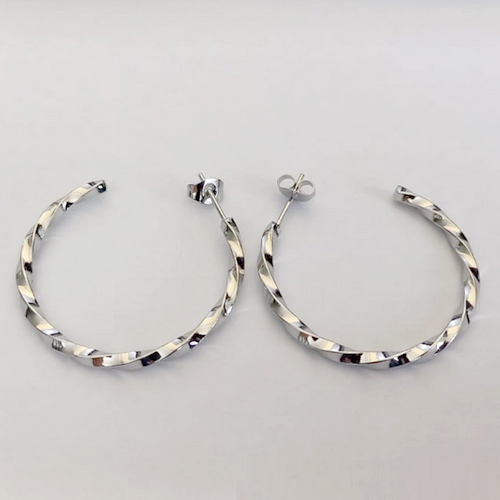 BRINCO EM AÇO INOXIDÁVEL - BRINCO DE ARGOLA TORCIDA 30MM COMPOSIÇÃO: AÇO INOXIDÁVEL(ACO0192) - ACBR000481