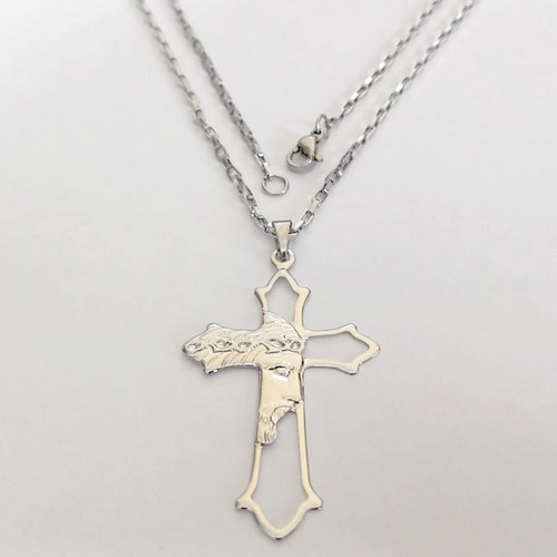 GARGANTILHA EM AÇO INOXIDÁVEL - CORRENTE DE 60CM (BCOL026) PINGENTE CRUCIFIXO FACE DE CRISTO VAZADO 40MM - ACGG000548