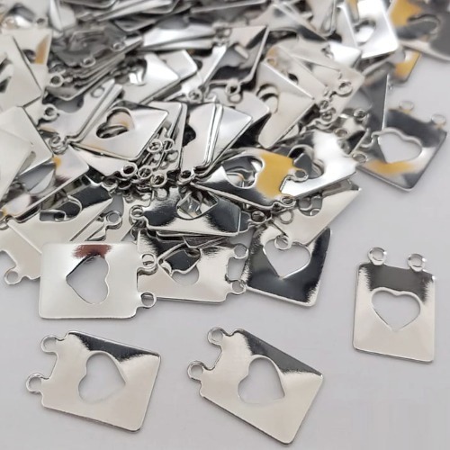 ACESSÓRIO EM AÇO INOXIDÁVEL - ACESSÓRIO PARA ESCAPULÁRIO CORAÇÃO VAZADO 12X9MM - (AÇO0324) ACAC000052