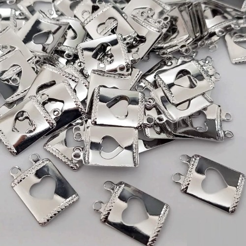 ACESSÓRIO EM AÇO INOXIDÁVEL - ACESSÓRIO PARA ESCAPULÁRIO CORAÇÃO VAZADO 9X11MM - (AÇO0323) ACAC000053