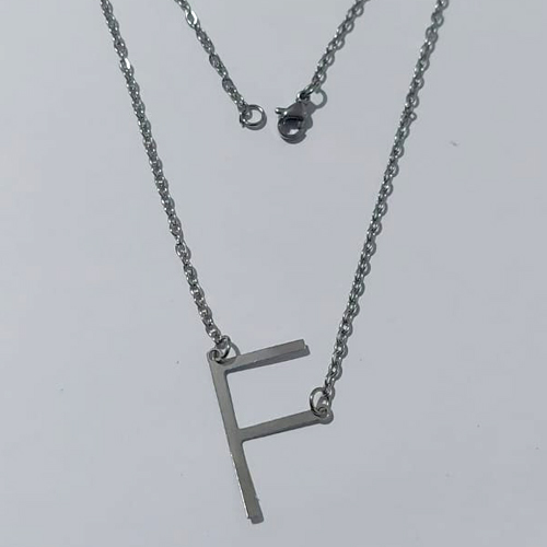 GARGANTILHA EM AÇO INOXIDÁVEL - GARGANTILHA COM CORRENTE 42CM E PINGENTE LETRA "F" 27MM - COMPOSIÇÃO: AÇO INOXIDÁVEL (AÇO2253) - ACGG000558
