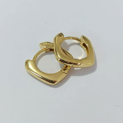 BRINCO FOLHEADO A OURO - BANHADO COM 5 MILÉSIMOS + VERNIZ DIAMOND - BRINCO DE ARGOLA QUADRADA 15MM - LARGURA 2,5MM OUBR000517