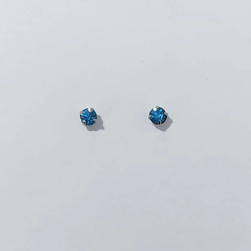 BRINCO EM AÇO INOXIDÁVEL - BRINCO AÇO INOX STRASS AZUL 4MM - COMPOSIÇÃO: AÇO INOXIDÁVEL - (AÇO3006)- ACBR000532