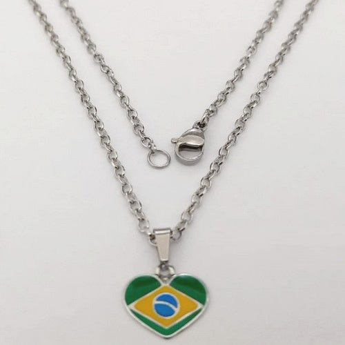 GARGANTILHA EM AÇO INOXIDÁVEL - CORRENTE (03) 45CM COM PINGENTE BANDEIRA DO BRASIL FORMATO CORAÇÃO 13MM - FECHO LAGOSTA - COMPOSIÇÃO: AÇO INOXIDÁVEL - ACGG000567