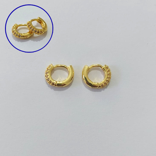 BRINCO FOLHEADO A OURO + VERNIZ DIAMOND - BRINCO ARGOLA REDONDA COM 2 FILEIRAS DE MICRO ZIRCÔNIAS 11MM OUBR000567