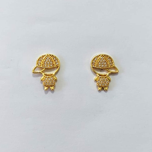 BRINCO FOLHEADO A OURO + VERNIZ DIAMOND - BRINCO DE PINO MENINO COM BONÉ COM MICRO ZIRCÔNIAS 11MM OUBR000573