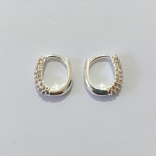 BRINCO FOLHEADO A PRATA + VERNIZ DIAMOND - BRINCO 3 FILEIRAS DE MICRO ZIRCÔNIAS 12MM LARGURA 3MM PRBR001601