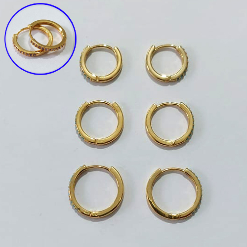 BRINCO FOLHEADO A OURO 3 MILÉSIMOS + VERNIZ DIAMOND TRIO DE BRINCOS DE ARGOLA COM 1 FILEIRA DE MICRO ZIRCÔNIAS´LILÁS 17/15/13MM OUBR000714