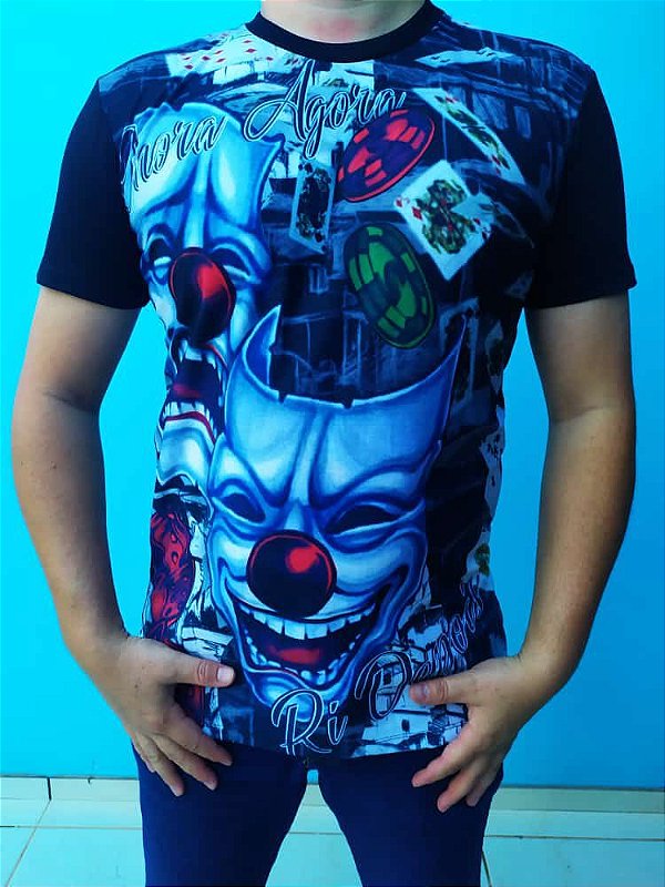 Camiseta Long Line de Quebrada Várias Estampas Maloka Coringa Favela Metralhas Tio Patinhas Chora Agora Ri Depois LL101