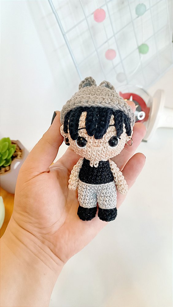 Mini boneco Bangchan Stray Kids touquinha de orelhas- Coleção piticos