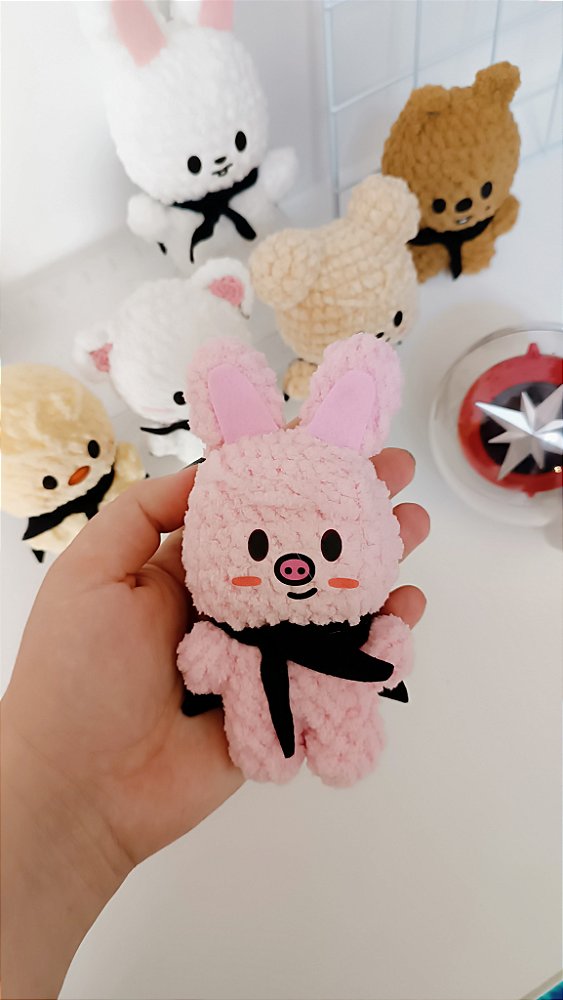 Baby Dwaekki Skzoo Changbin Stray Kids peludinho crochê amigurumi