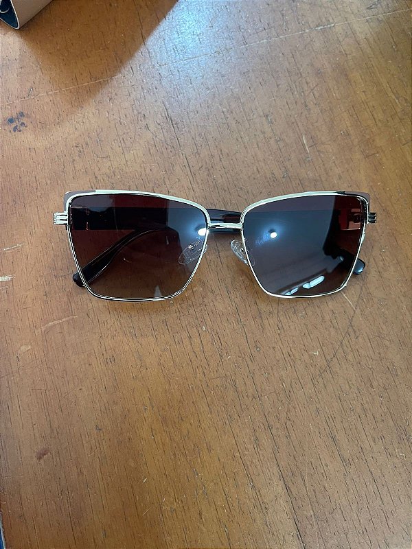 Óculos de Sol Claudia