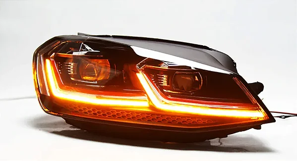 Farol Volkswagen Golf MK7.5 GTI Red Full LED (2018-2020)