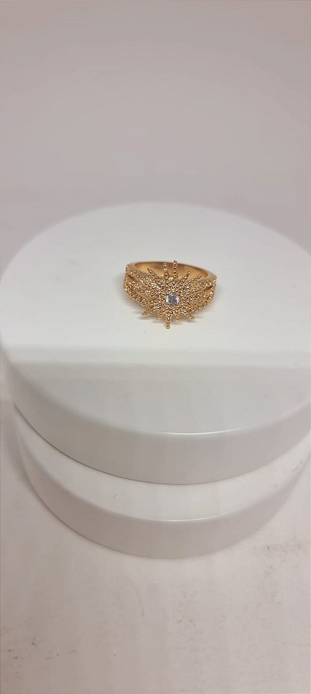 Anel Estrela cravejado de zircônia