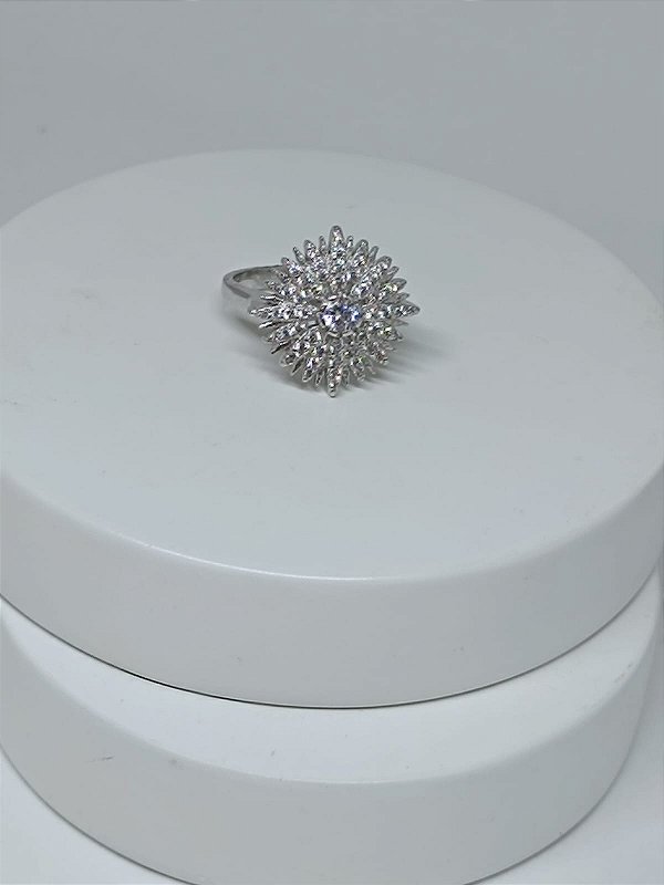 Anel Estrela  Micro Cravação em Zircônia - Inspiração Joalheria