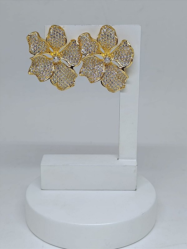 Brinco Flor  cinco Pétalas zircônia