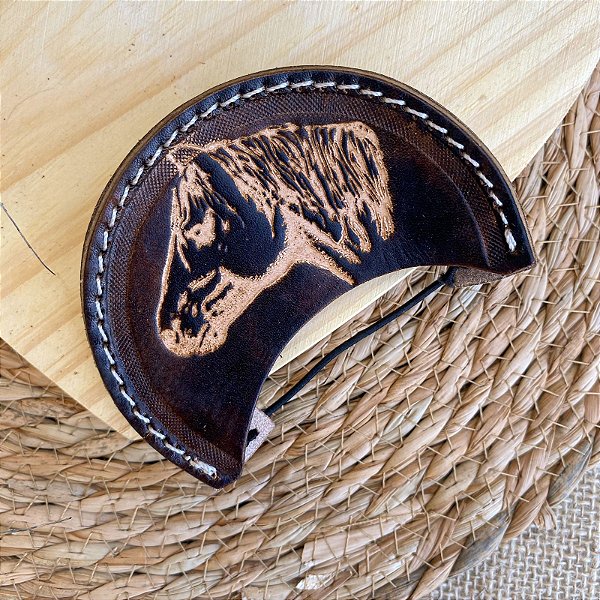 Tapa Erva Costurado com Estampa de Cavalo