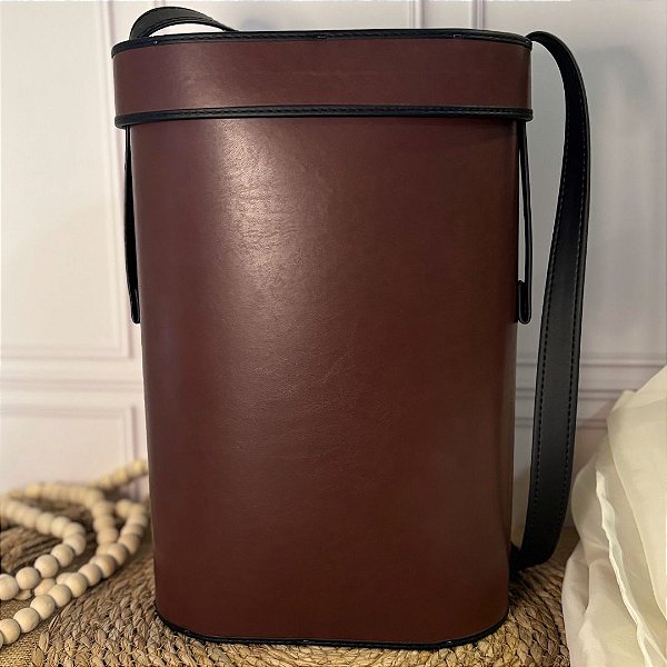 Mateira de Chimarrão Fechada Marrom 1 Litro