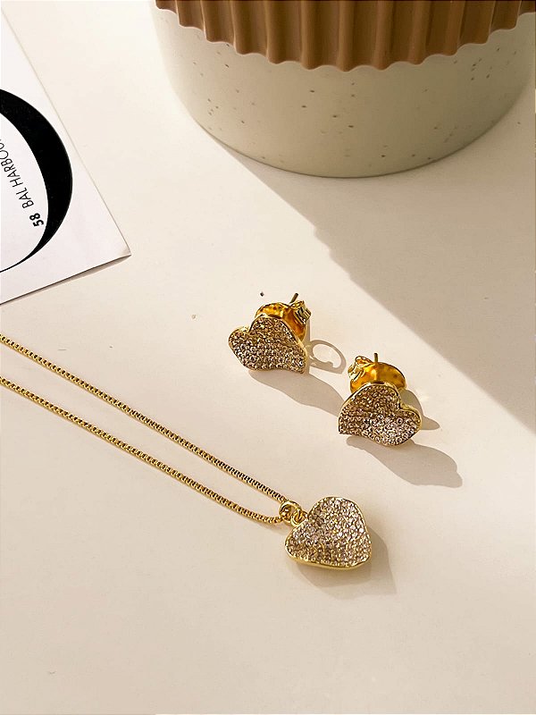 CONJUNTO CORAÇÃO AMASSADO CRAVEJADO COM ZIRCÔNIAS