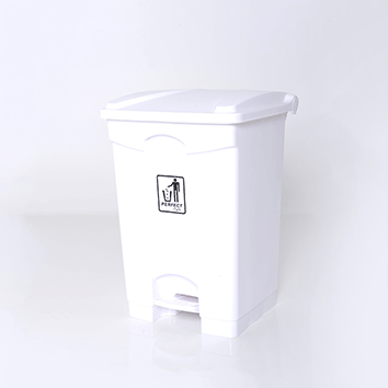 LIXEIRA 100L COM PEDAL BRANCA PERFECT