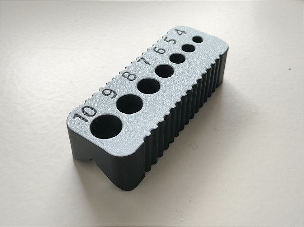 Gabarito de Furação Profissional Multi-Eixo – Para Madeira, MDF e Tubos