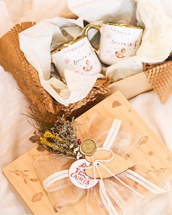 Kit caneca nobelle gold cavalinhos 400mL + caixa de mdf personalizada