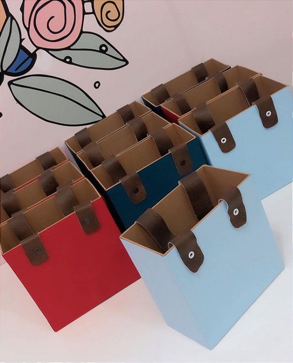 Cesta Cartonada com alça