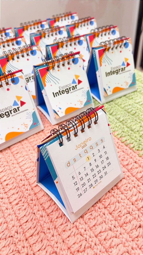 Mini Calendário de mesa 2025