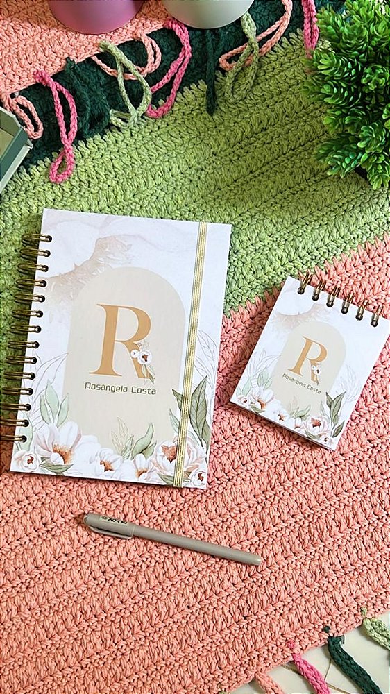 Caderno A5 c/100fls + bloco anotações 9x11 c/80fls - Floral classico
