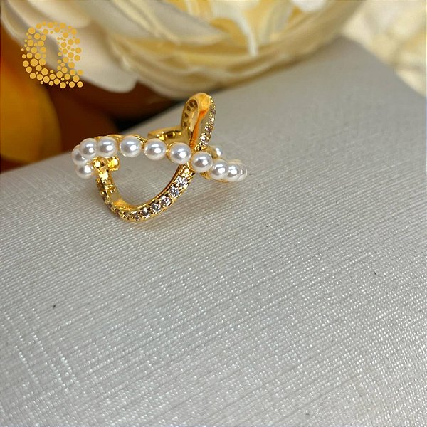 Piercing Fake com Pérolas e Zircônias Banho Ouro 18k