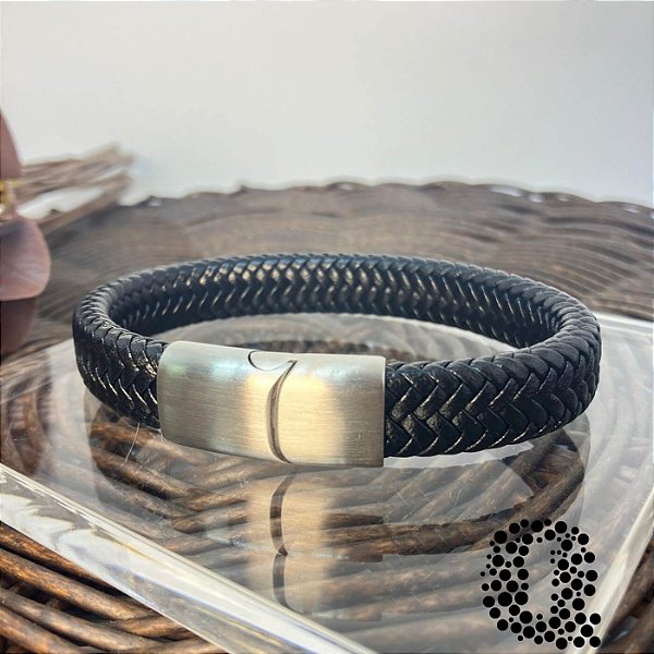 Bracelete em Couro Trançado com fecho em Aço Inox