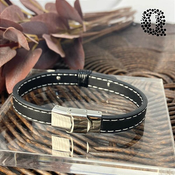 Bracelete em Couro com Detalhes em Aço Black