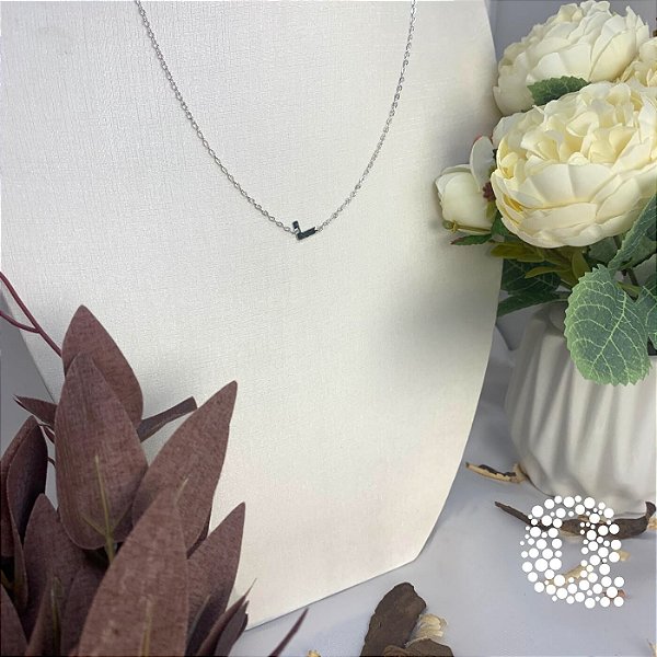 Colar Letra L Liso Ouro Branco