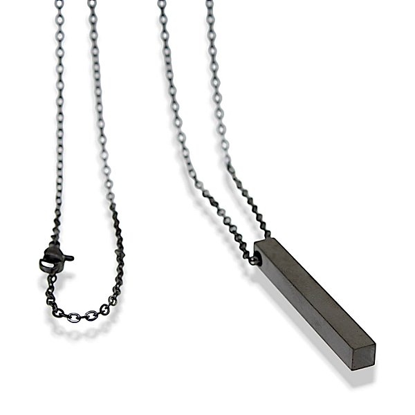 Colar Black com Pingente em Aço Inox