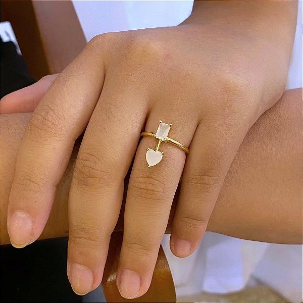 Anel Zircônia Leitosa Branca Retângulo E Coração Folheado a Ouro 18K