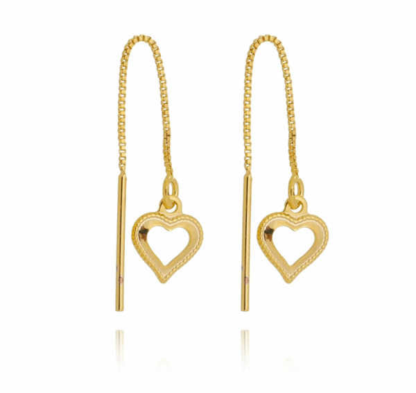Brinco Anzol Coração Vazado Detalhado Folheado a Ouro 18K