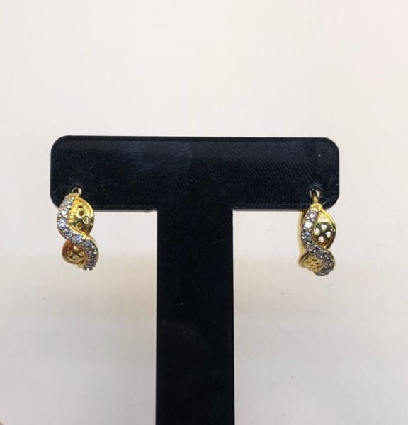 Brinco Argola Infinito Cravejado Folheado a Ouro 18K