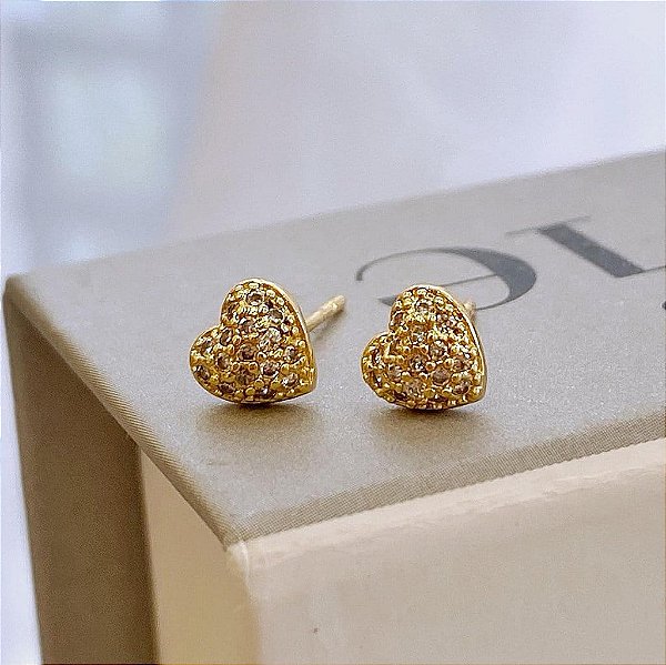 Brinco Coração Abaulado Cravejado Médio Folheado a Ouro 18K