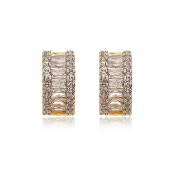 Brinco Meia Argola Cravejado Navetes Folheado a Ouro 18K