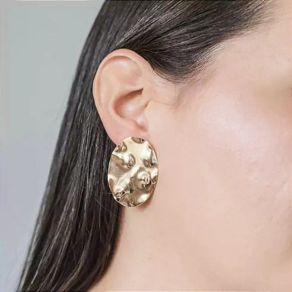 Brinco Oval Orgânico Folheado a Ouro 18K