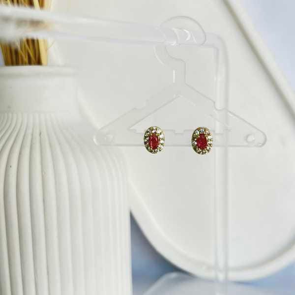 Brinco Oval Rubi Borda Cravejado Folheado a Ouro 18K