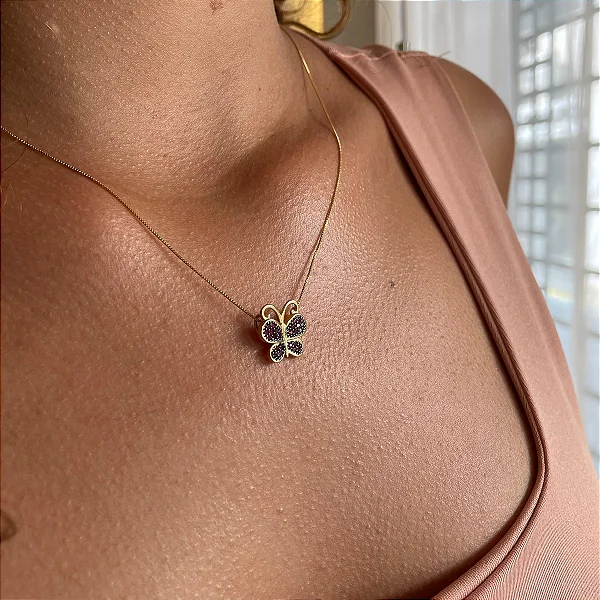 Colar Borboleta Redondo Rosa Folheado a Ouro 18K