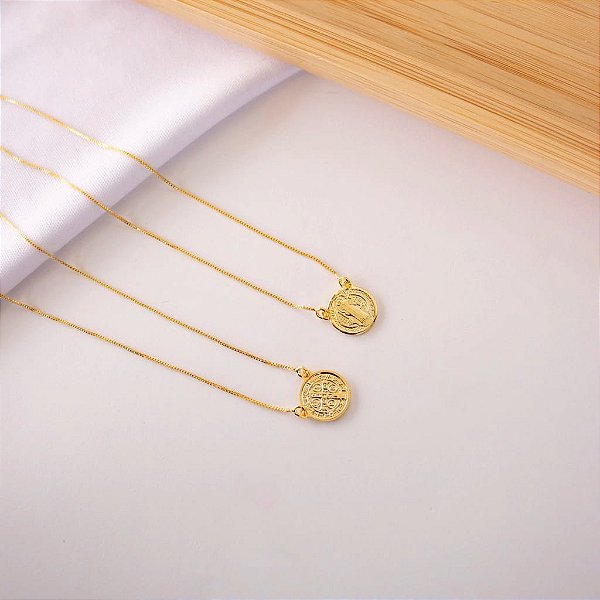 Colar Escapulário Veneziano São Bento Folheado a Ouro 18K