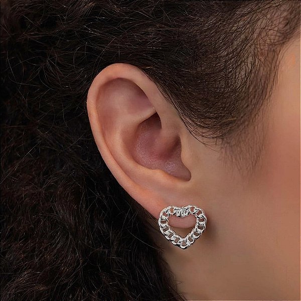 Brinco Coração em Elos Folheado a Prata 925