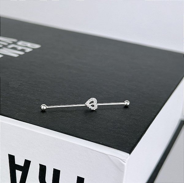 Piercing 40mm Bastão Coração Cravejado Folheado a Prata 925